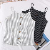 Maieu de damă în dungi, cu nasturi și decolteu spitz