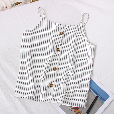 Maieu de damă în dungi, cu nasturi și decolteu spitz