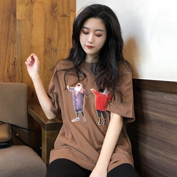 Női széles póló rövid ujjal és rátéttel