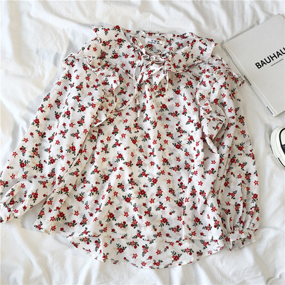 Tavaszi női ing nyakkendővel és virágmintával