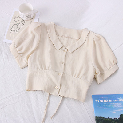 Modern rövid női ing rövid ujjal és gombokkal