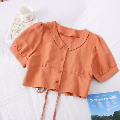 Modern rövid női ing rövid ujjal és gombokkal