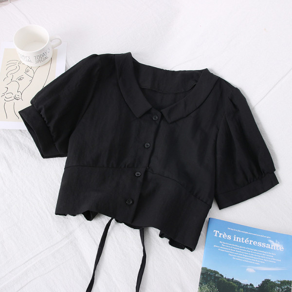 Modern rövid női ing rövid ujjal és gombokkal