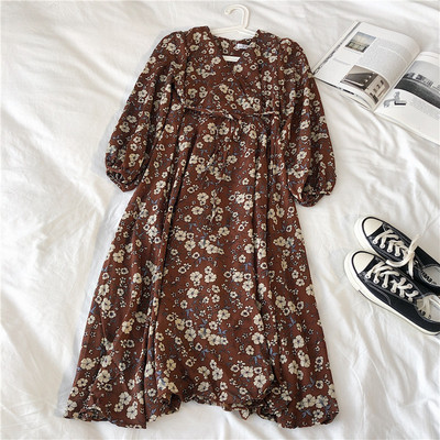 Tavaszi női ruha, hosszú ujjú, virágmintás, derékkötővel