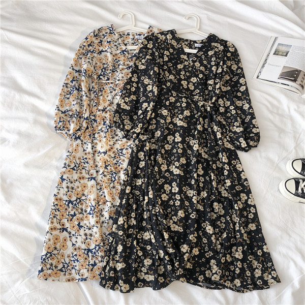 Tavaszi női ruha, hosszú ujjú, virágmintás, derékkötővel