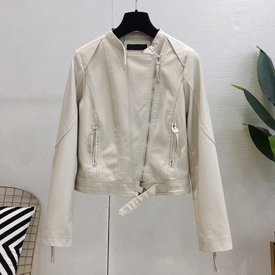 Ежедневно дамско кожено яке с овално деколте и страничен цип