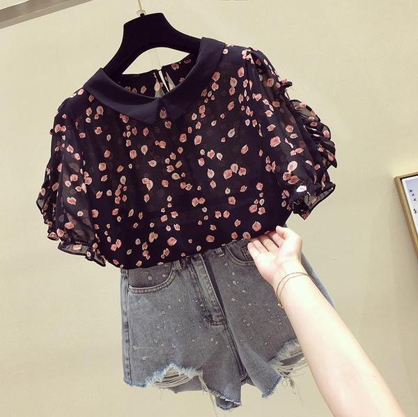 Cămașă modernă de damă cu guler și mâneci scurte