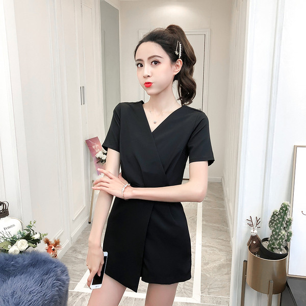 Alkalmi női jumpsuit rövid ujjal és spitz nyakkivágással