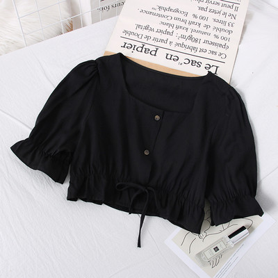 Нов модел дамска блуза с квадратно деколте и копчета