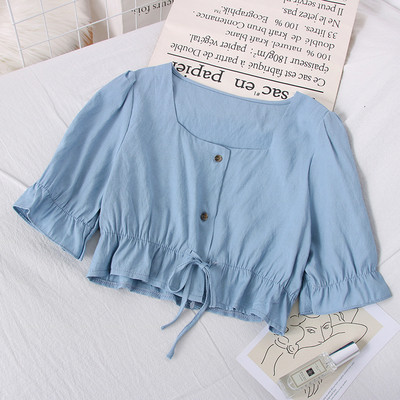 Нов модел дамска блуза с квадратно деколте и копчета