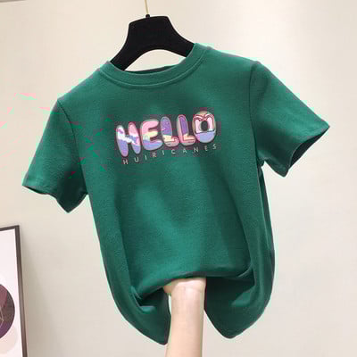 Női pamut póló rövid ujjal, ovális nyakkivágással és színes felirattal