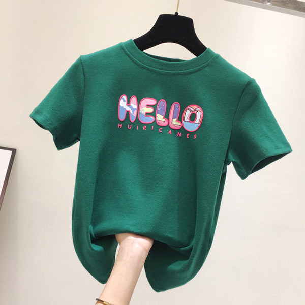 Női pamut póló rövid ujjal, ovális nyakkivágással és színes felirattal