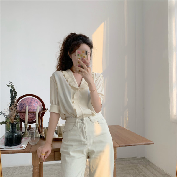 Női ing 3/4-es ujjal és spitz nyakkivágással