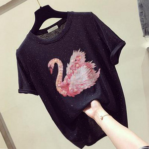 Модерна дамска блуза с къс ръкав и апликация фламинго