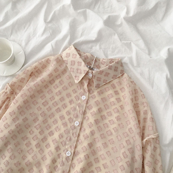 Női ing széles modell klasszikus gallérral és gombokkal