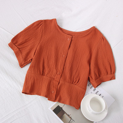 Bluză de damă cu decolteu rotund și mâneci scurte