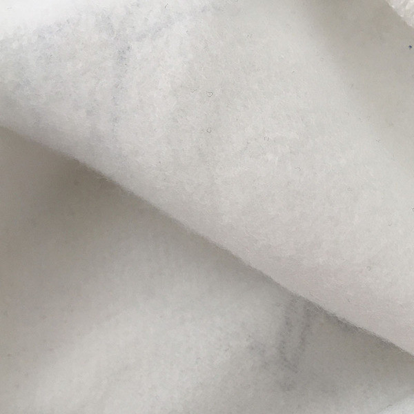 Bluză casual de damă în alb, cu decolteu rotund