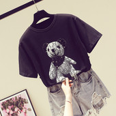 Bluză de damă modernă cu mâneci scurte și aplicație de ursuleț