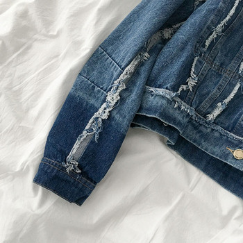 Geaca de dama din denim cu buzunare si nasturi