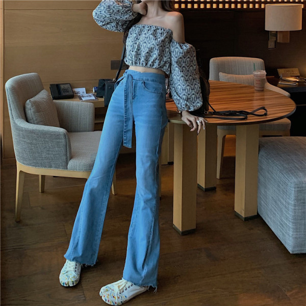 Könnyű Charleston női farmer derékkötővel