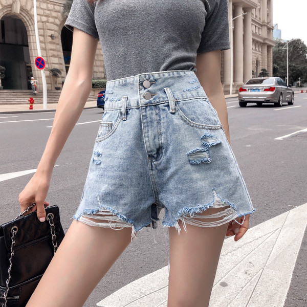 Női farmer rövidnadrág magas derékkal, szakadt motívumokkal