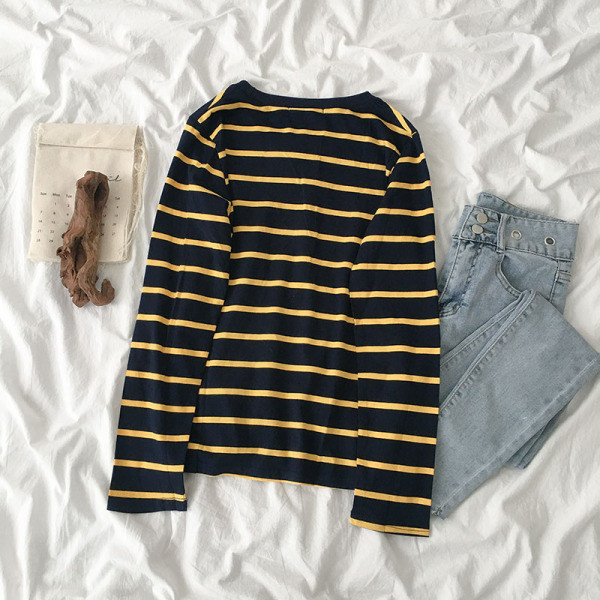 Alkalmi női csíkos blúz kerek nyakkivágással