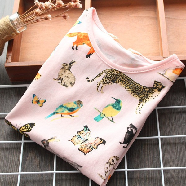 Új modell ovális nyakkivágású, rövid ujjú gyerekblúz lányoknak