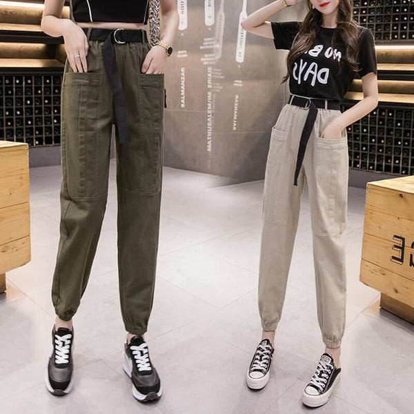 Alkalmi női hosszú nadrág övvel és zsebbel