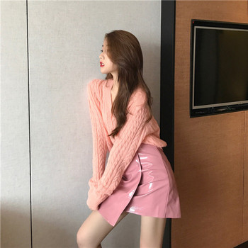 Aszimmetrikus női lakkszoknya, magas derékkal