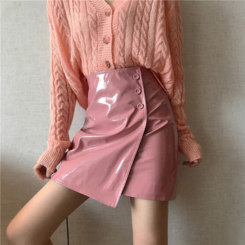 Aszimmetrikus női lakkszoknya, magas derékkal