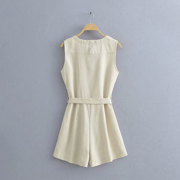 Rövid alkalmi overál gombokkal és övvel