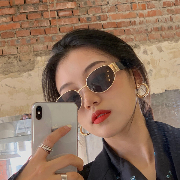 NOUL model de ochelari de soare rotunzi potriviti pentru barbati si femei