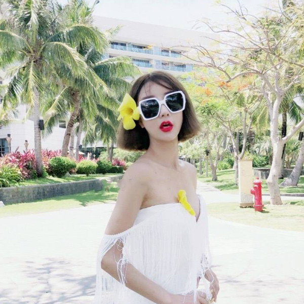 Stílusos női napszemüveg négyzet alakú