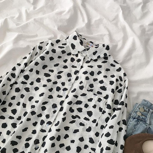 Cămașă de damă cu model leopard și guler clasic