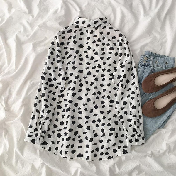 Cămașă de damă cu model leopard și guler clasic