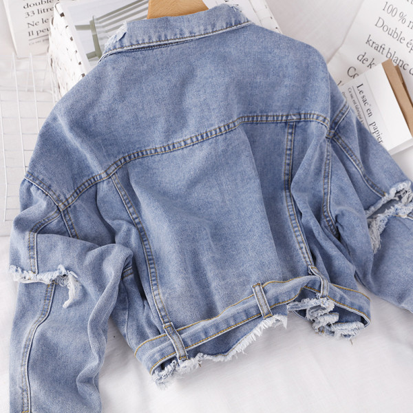Jachetă de denim de primăvară cu guler rupt și motive pentru curele