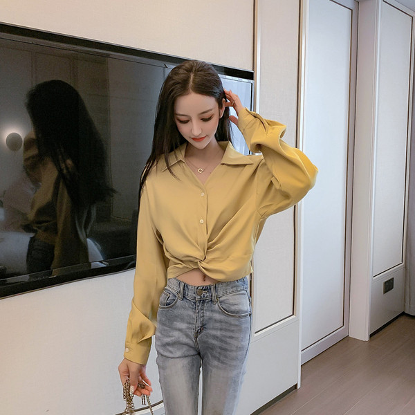 Cămașă scurtă casual de damă, cu guler clasic și mâneci lungi