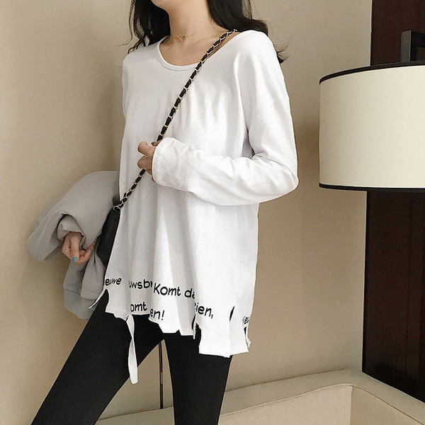 Bluză casual de damă cu motive rupte și inscripții