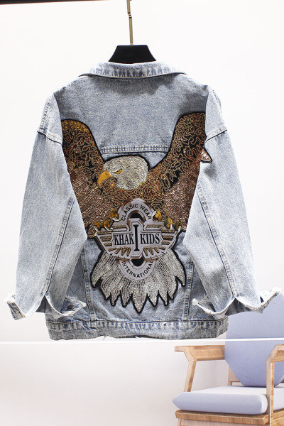 Jachetă de damă lată din denim model NOU, cu aplicație și mâneci largi