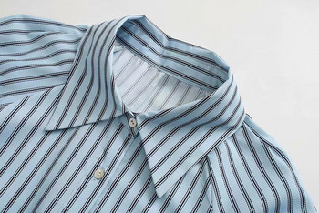 Hosszú, hétköznapi csíkos ruha övvel