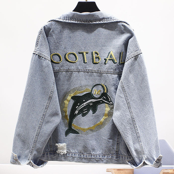 Női alkalmi farmerdzseki hímzéssel és felirattal