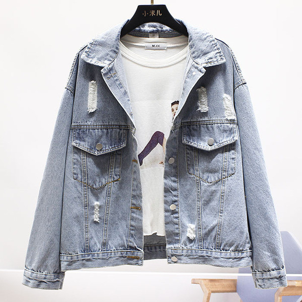 Női alkalmi farmerdzseki hímzéssel és felirattal