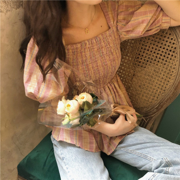 Retro női rózsaszín blúz, rövid ujjú, szögletes nyakkivágással