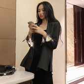 Geaca de dama eleganta cu paiete pe maneci