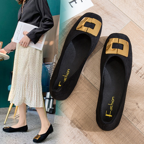 Pantofi moderni de dama din piele intoarsa cu talpa plata si catarama