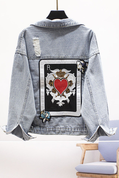 Jachetă casual de damă din denim cu motive rupte și aplicație