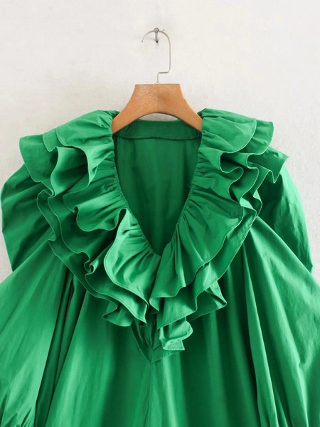 Rochie de dama modern model nou cu decolteu in V in culoarea verde