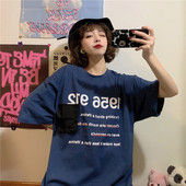 Tricou de dama modern cu aplicatie si buzunar