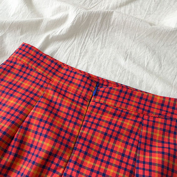 Карирана дамска къса пола с А-линия