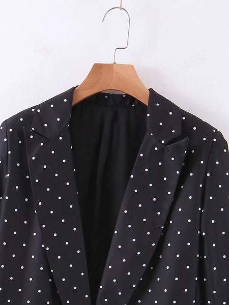 Jachetă neagră de damă de ultimă generație cu puncte albe și decolteu în V